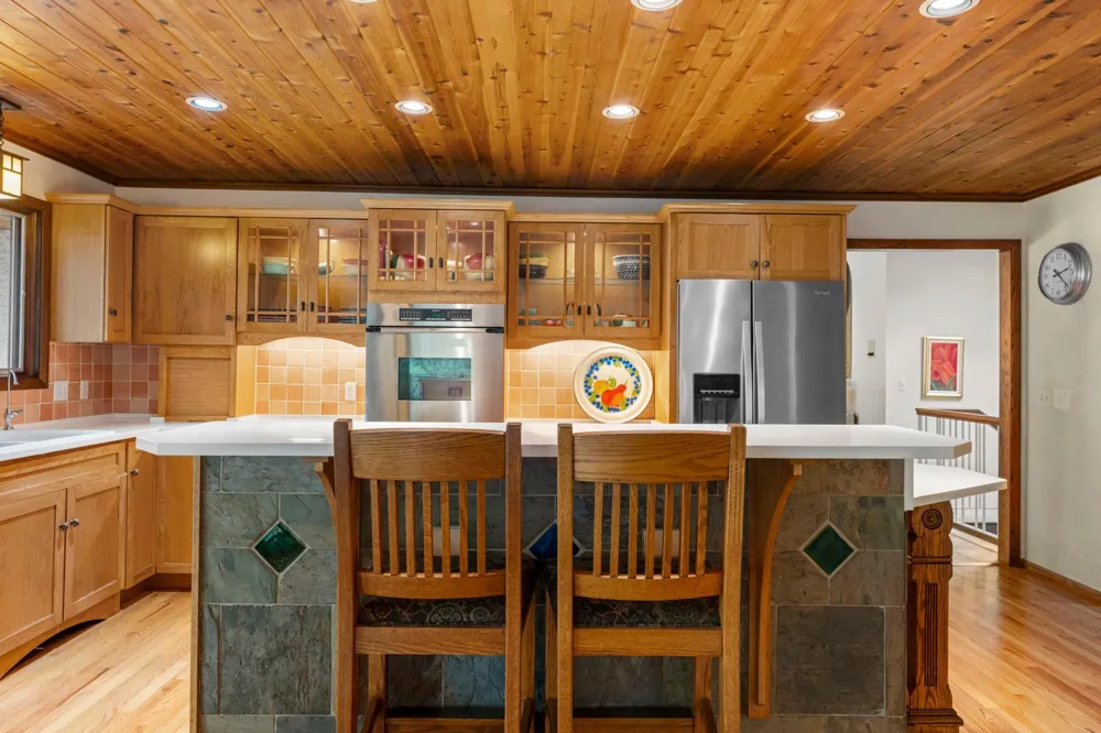 5605 Evergreen Lane Plymouth, MN 55442