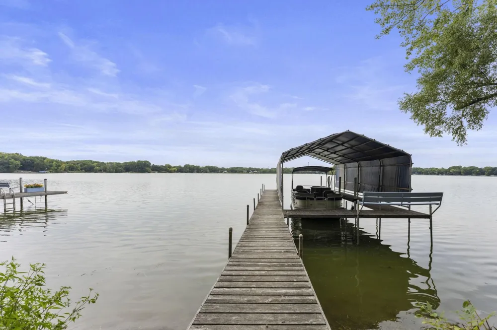 5605 Evergreen Lane Plymouth, MN 55442