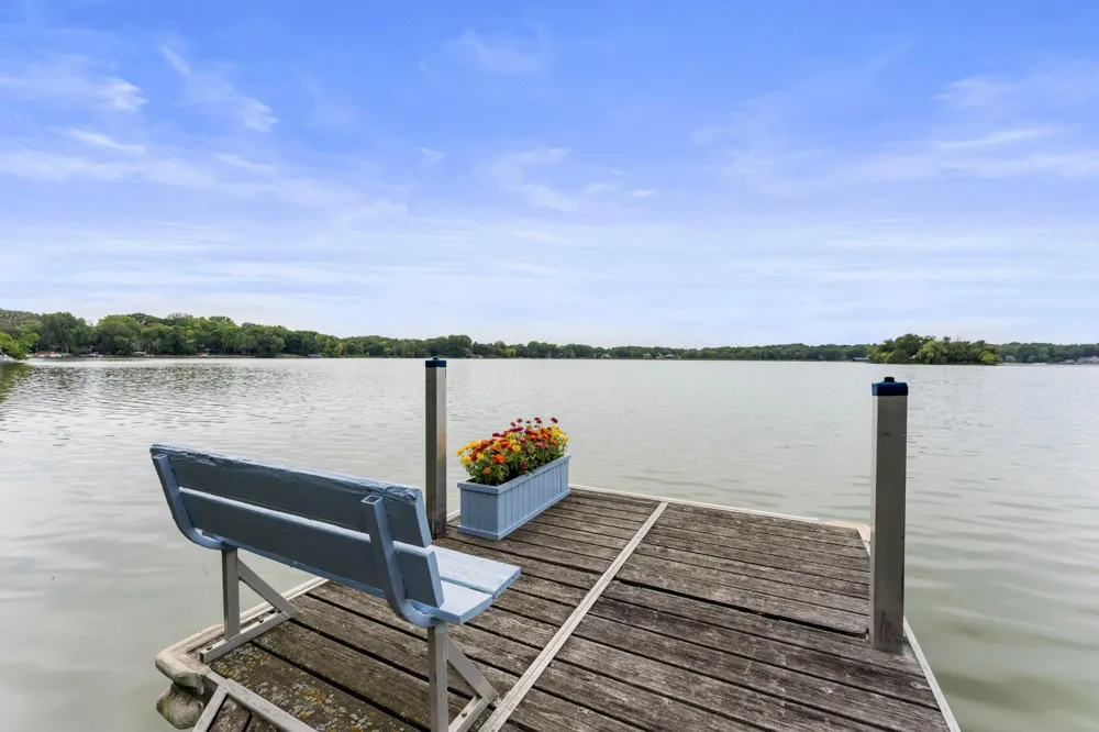 5605 Evergreen Lane Plymouth, MN 55442