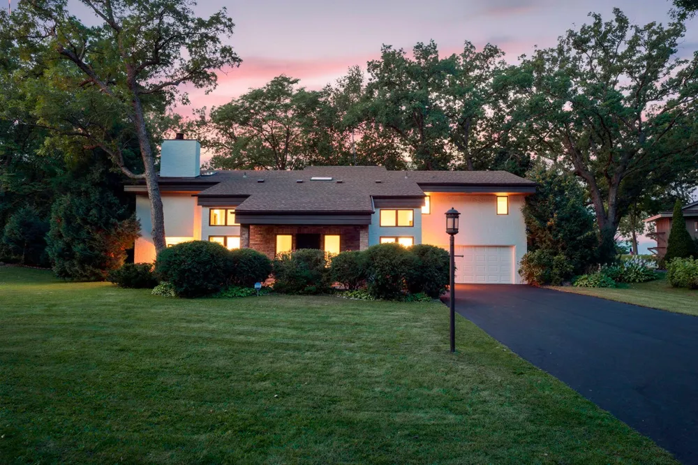 5605 Evergreen Lane Plymouth, MN 55442