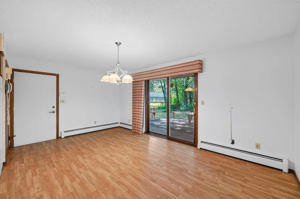 38954 10th Avenue North Branch, MN 55056