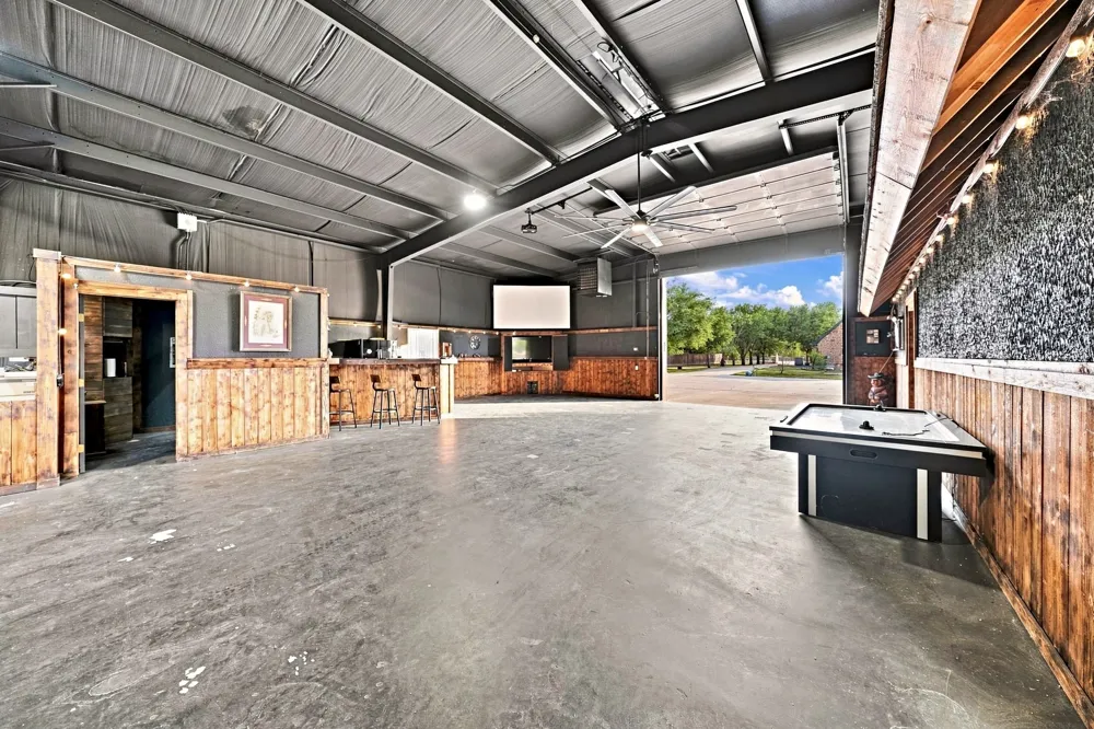 8129 County Road 2419 Royse City, TX 75189
