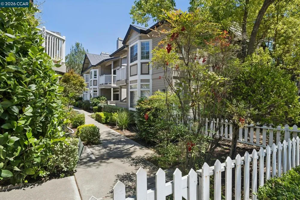 1392 Danville Blvd #102 Alamo, CA 94507