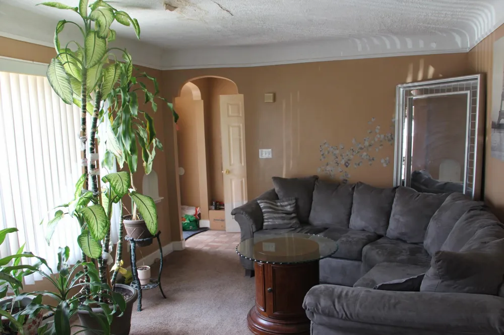 15370 Hartwell Street Detroit, MI 48227