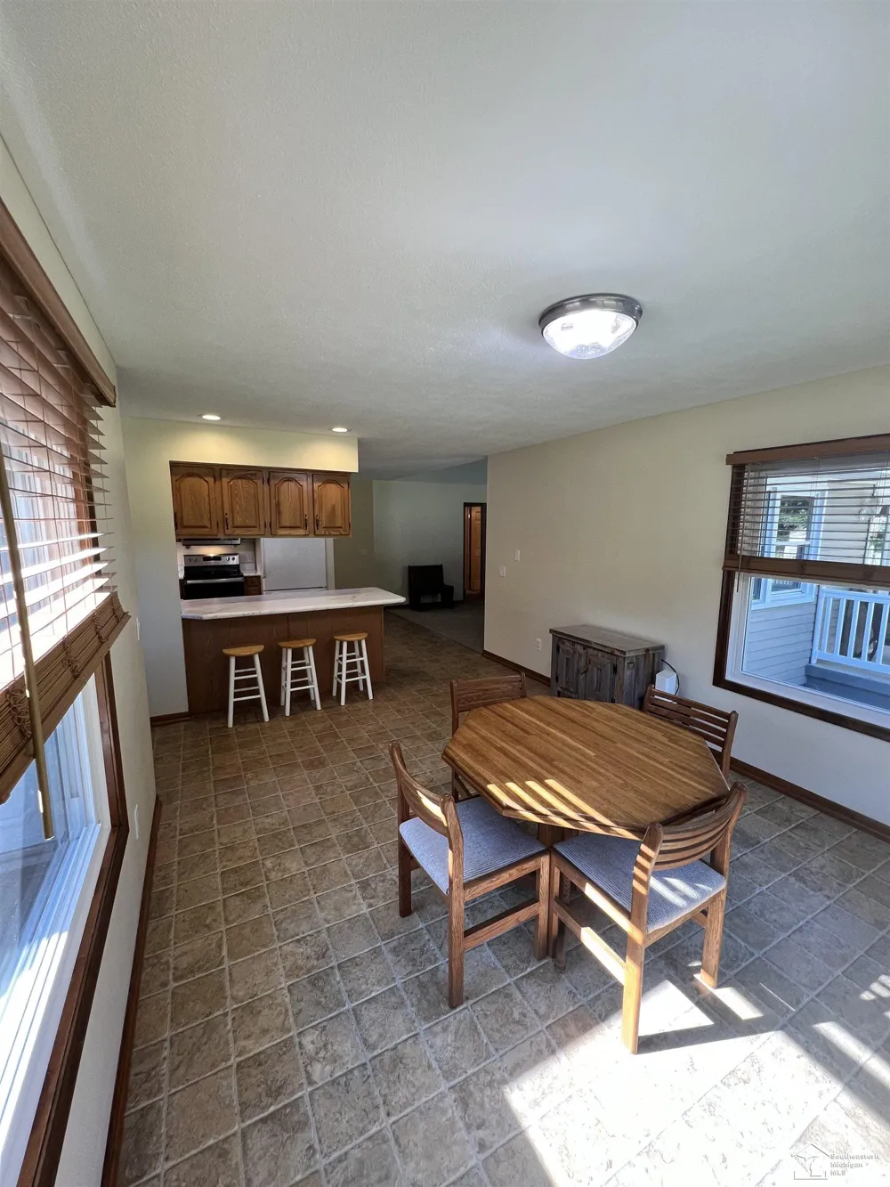 38850 Barth Street Romulus City, MI 48174