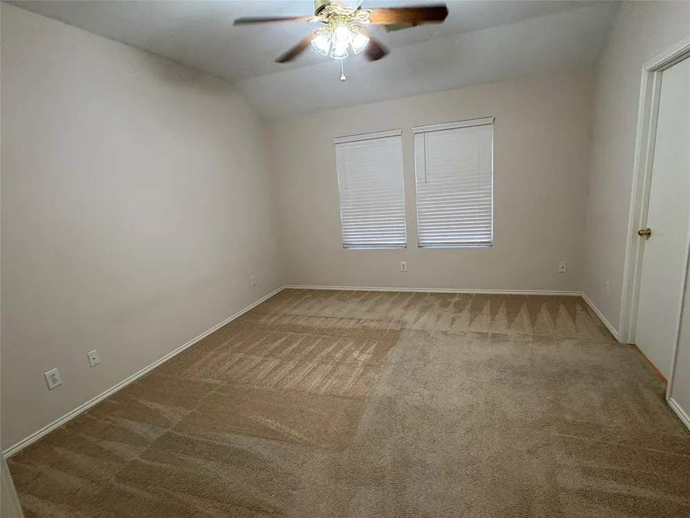 19819 River Breeze Drive Tomball, TX 77375
