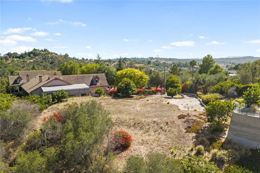 1645 Santa Margarita Fallbrook, CA 92028
