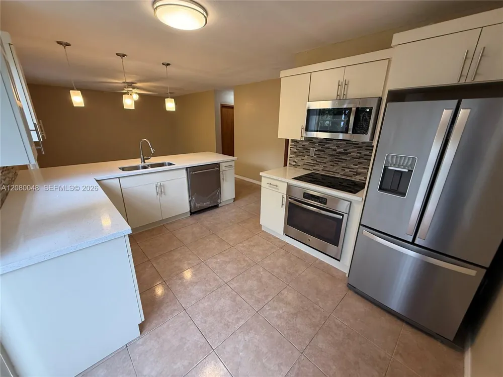 15345 SW 63rd Ter Miami, FL 33193