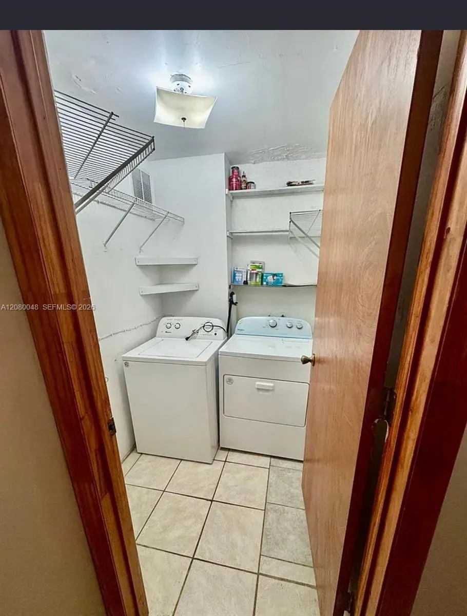 15345 SW 63rd Ter Miami, FL 33193