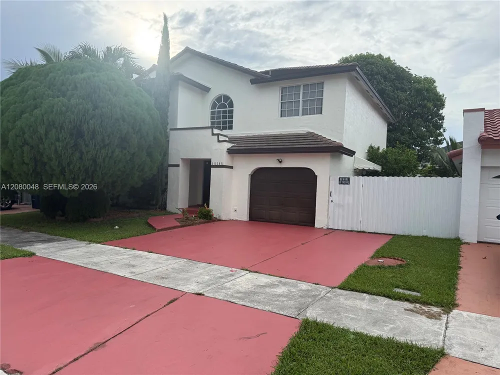 15345 SW 63rd Ter Miami, FL 33193