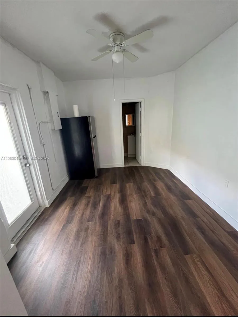 15345 SW 63rd Ter Miami, FL 33193
