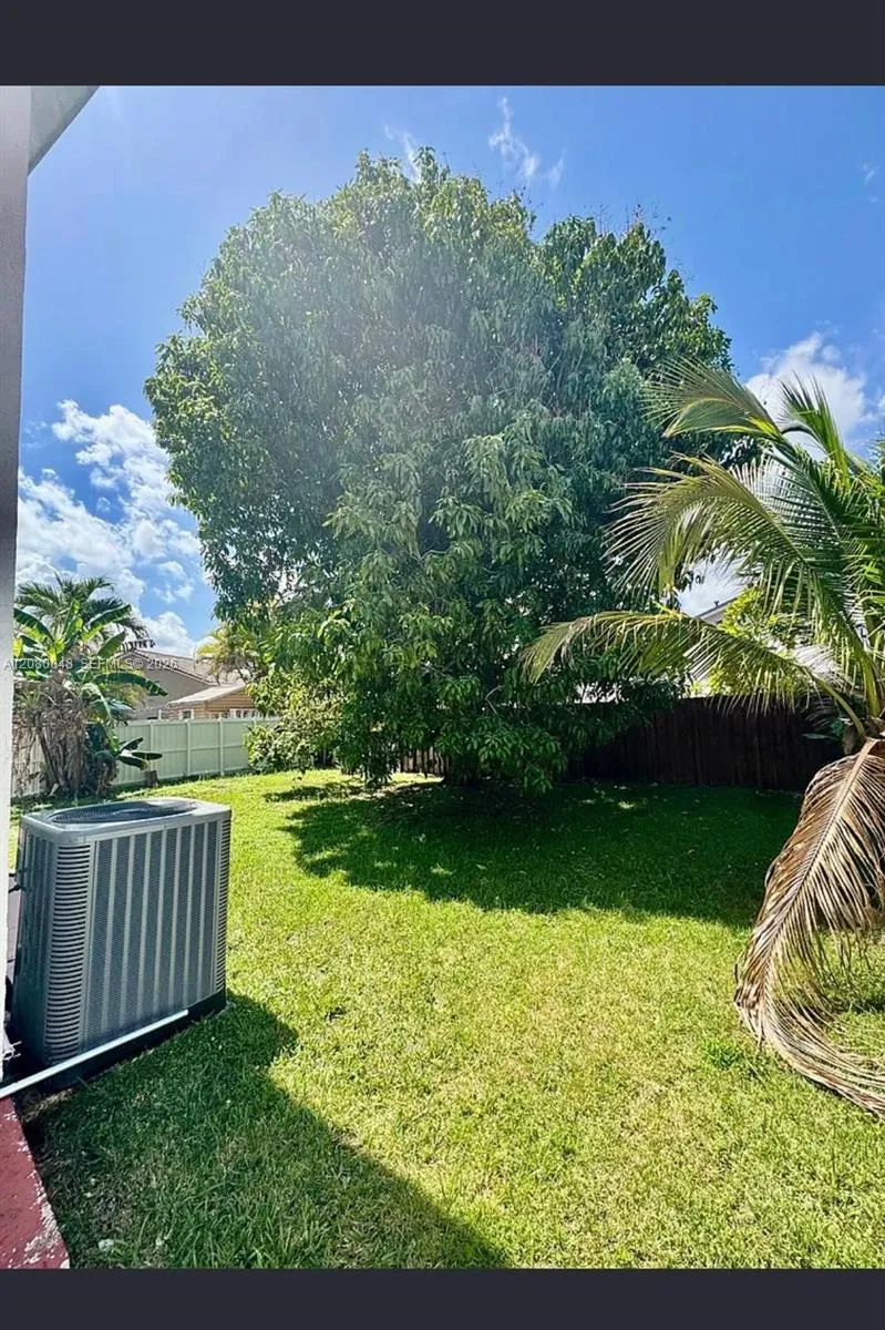 15345 SW 63rd Ter Miami, FL 33193