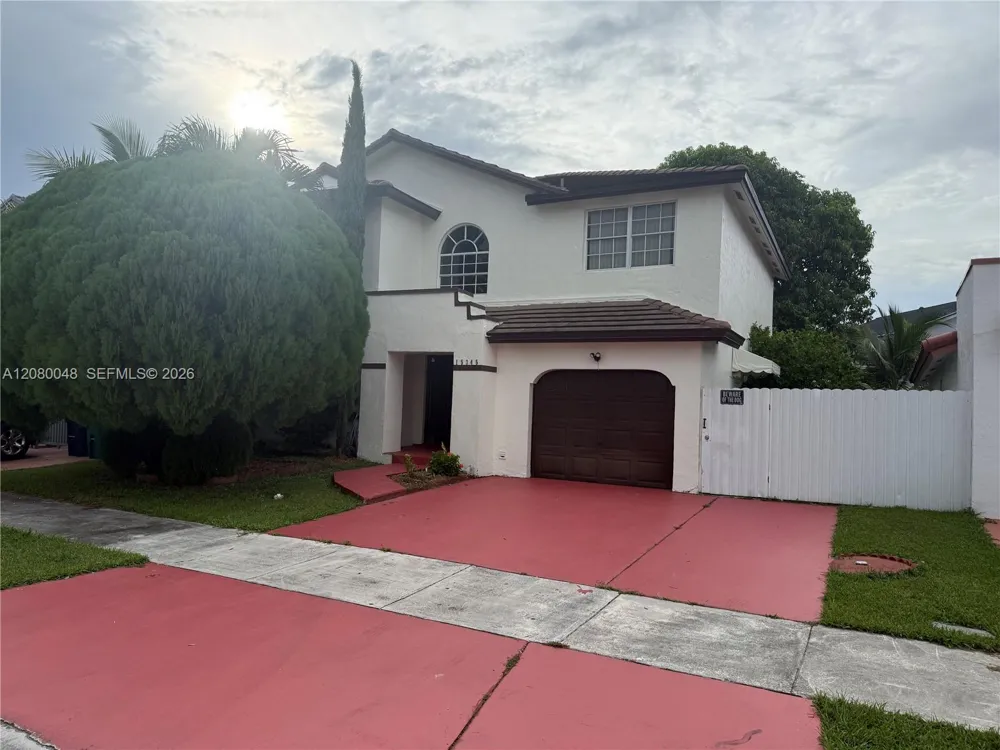 15345 SW 63rd Ter Miami, FL 33193