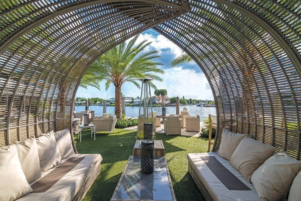 3020 NE 32nd Avenue #910 Fort Lauderdale, FL 33308