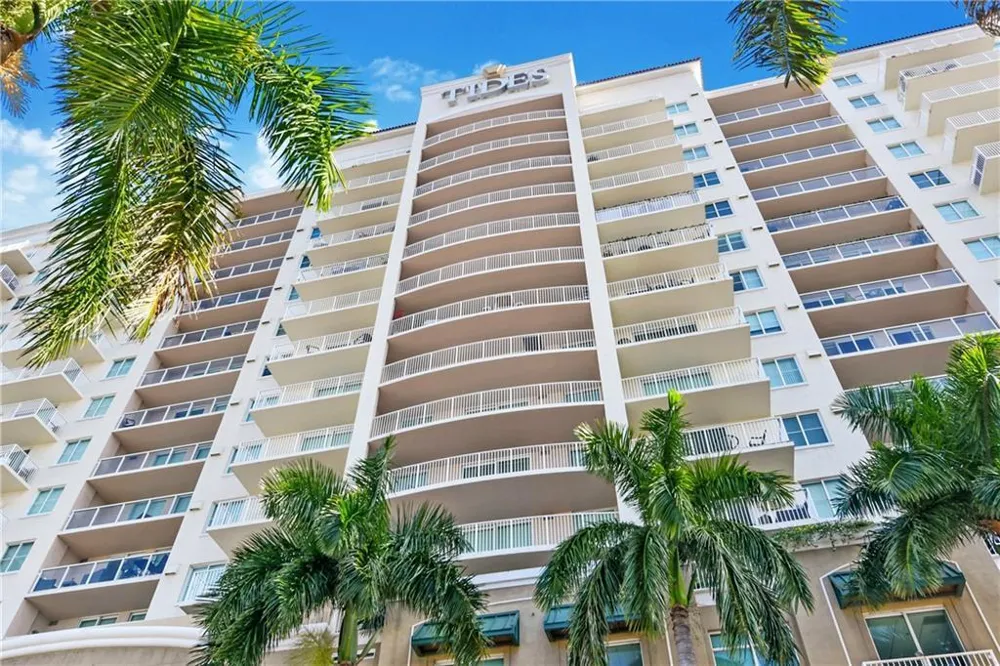 3020 NE 32nd Avenue #910 Fort Lauderdale, FL 33308