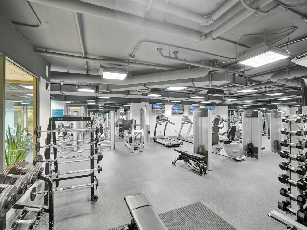 3020 NE 32nd Avenue #910 Fort Lauderdale, FL 33308