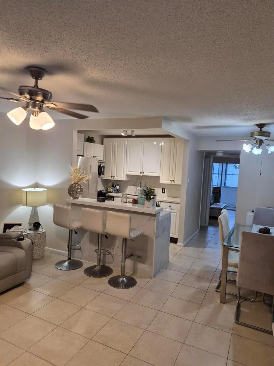 214 Cambridge #I West Palm Beach, FL 33417