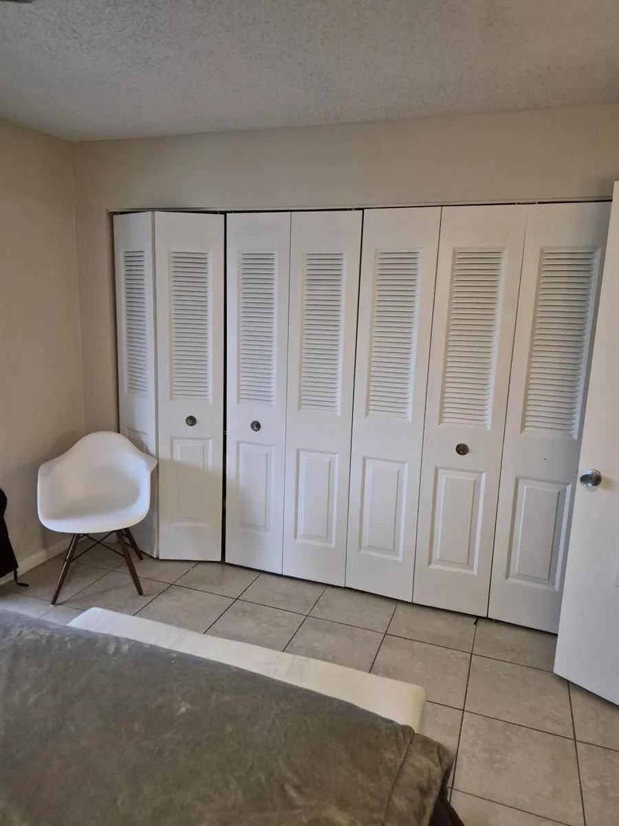 214 Cambridge #I West Palm Beach, FL 33417
