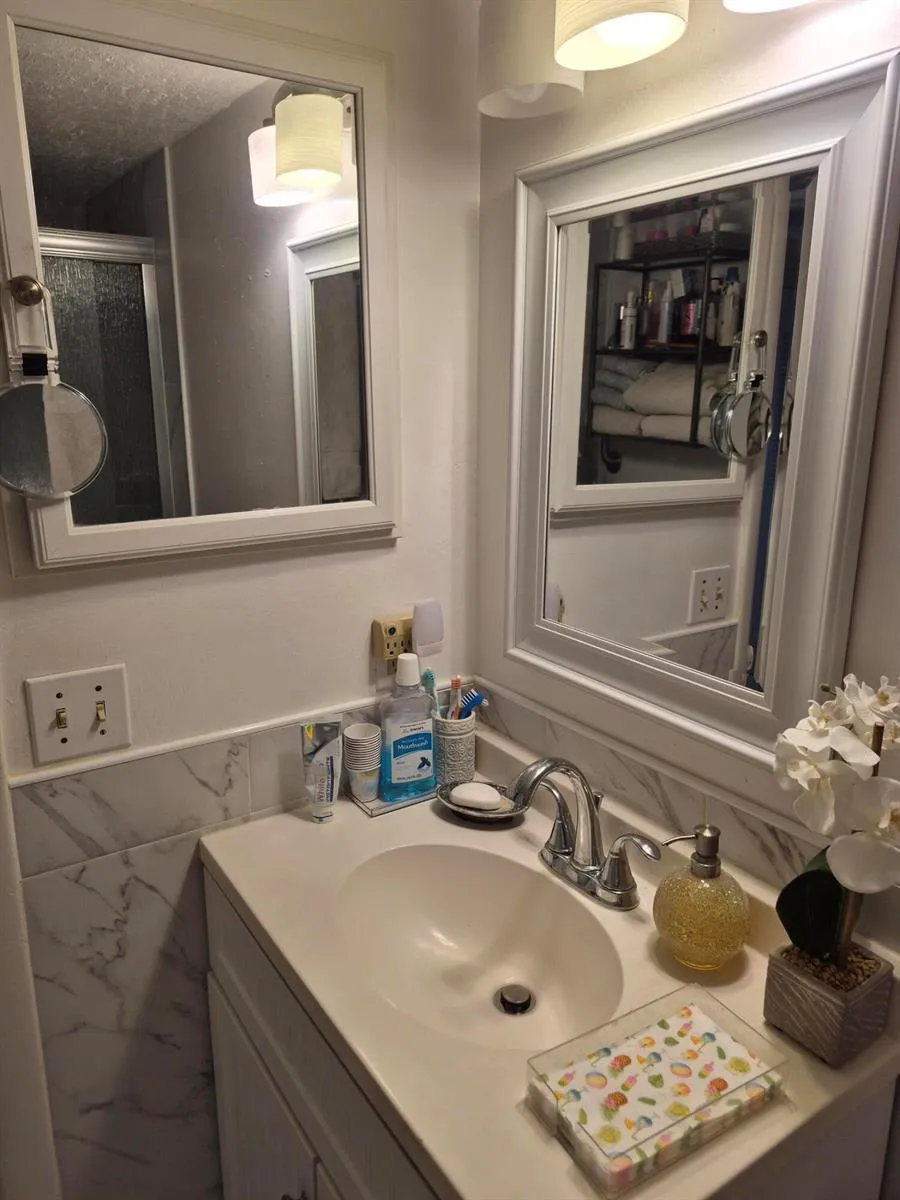 214 Cambridge #I West Palm Beach, FL 33417