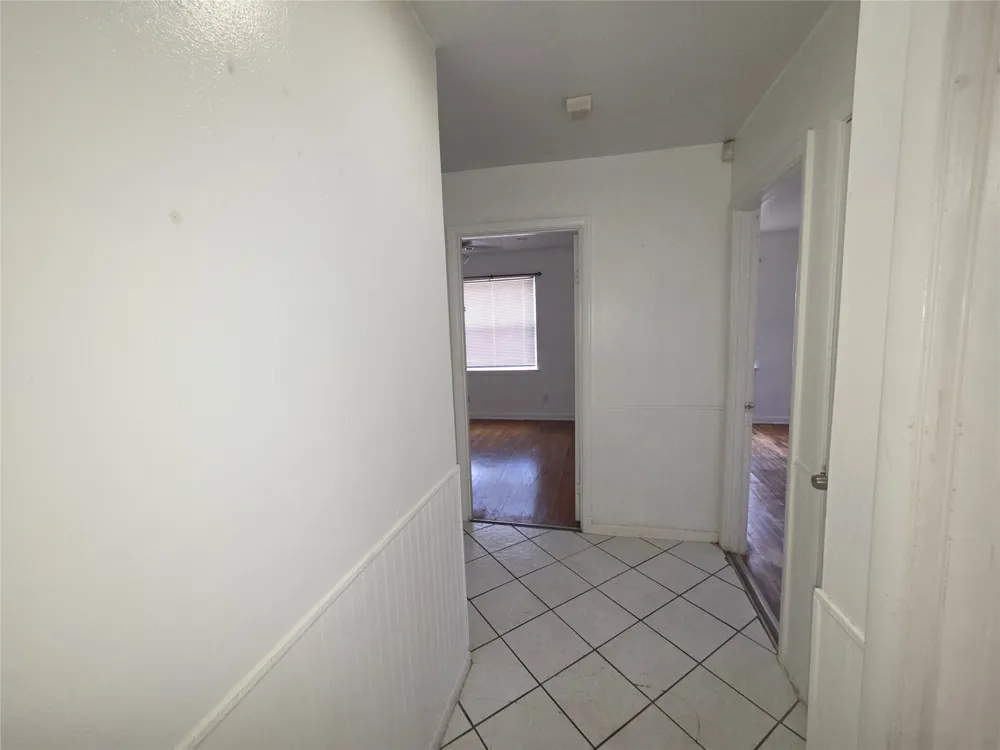 1017 E Spurgeon Street Fort Worth, TX 76115