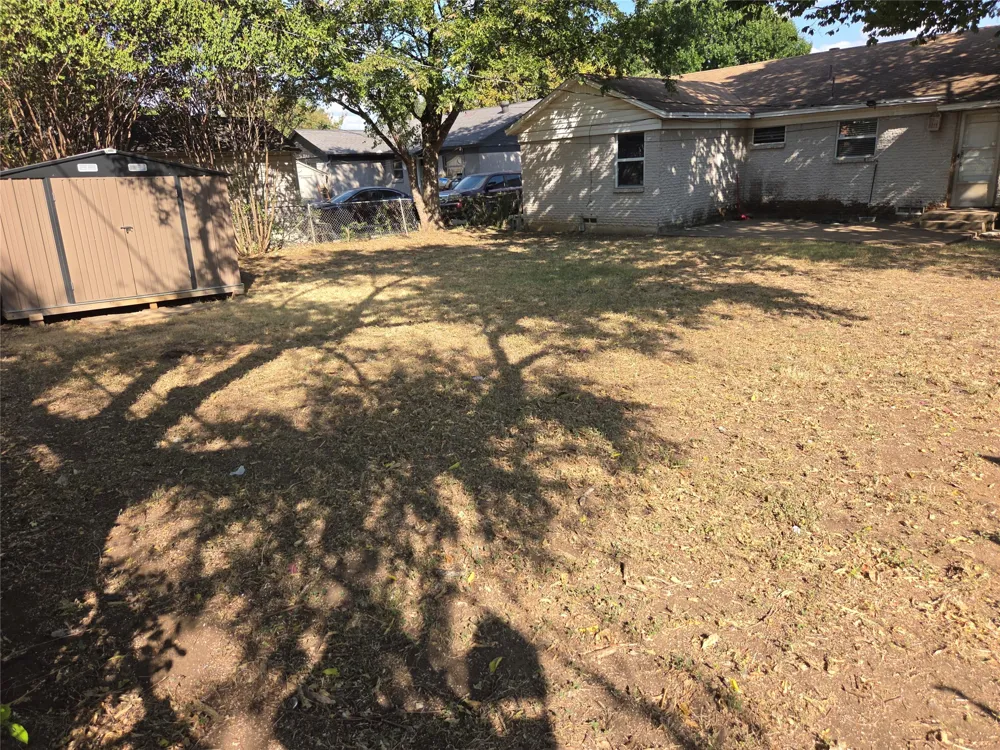1017 E Spurgeon Street Fort Worth, TX 76115