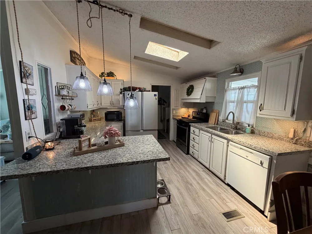 1721 E Colton Avenue #113 Redlands, CA 92374