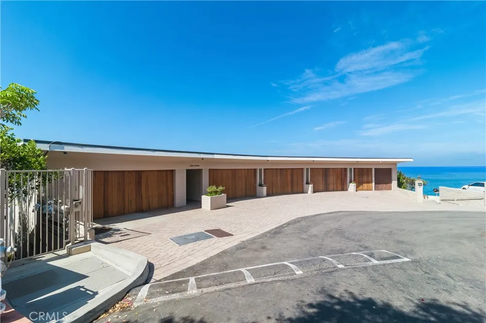 31561 Table Rock #417 Laguna Beach, CA 92651