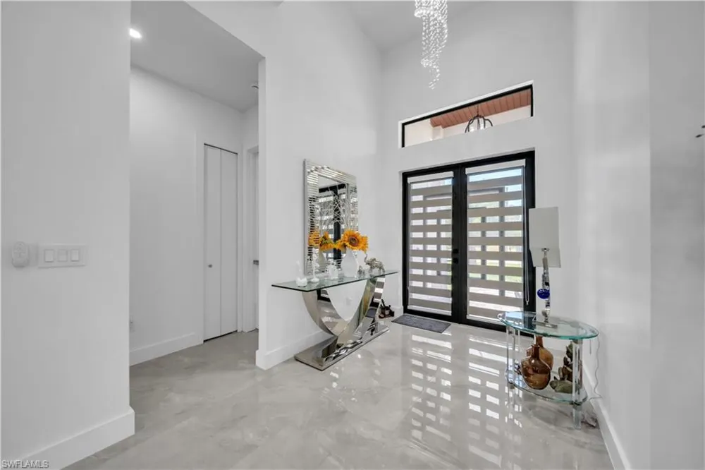 643 SW 18th Court Cape Coral, FL 33991
