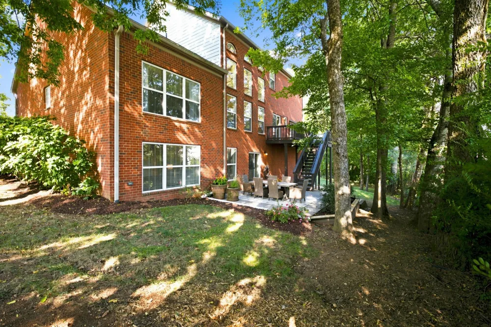 2003 White Rock Cir Spring Hill, TN 37174