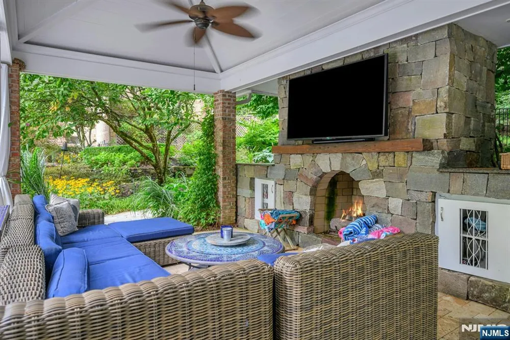 5 Deer Trail Boonton Township, NJ 07005