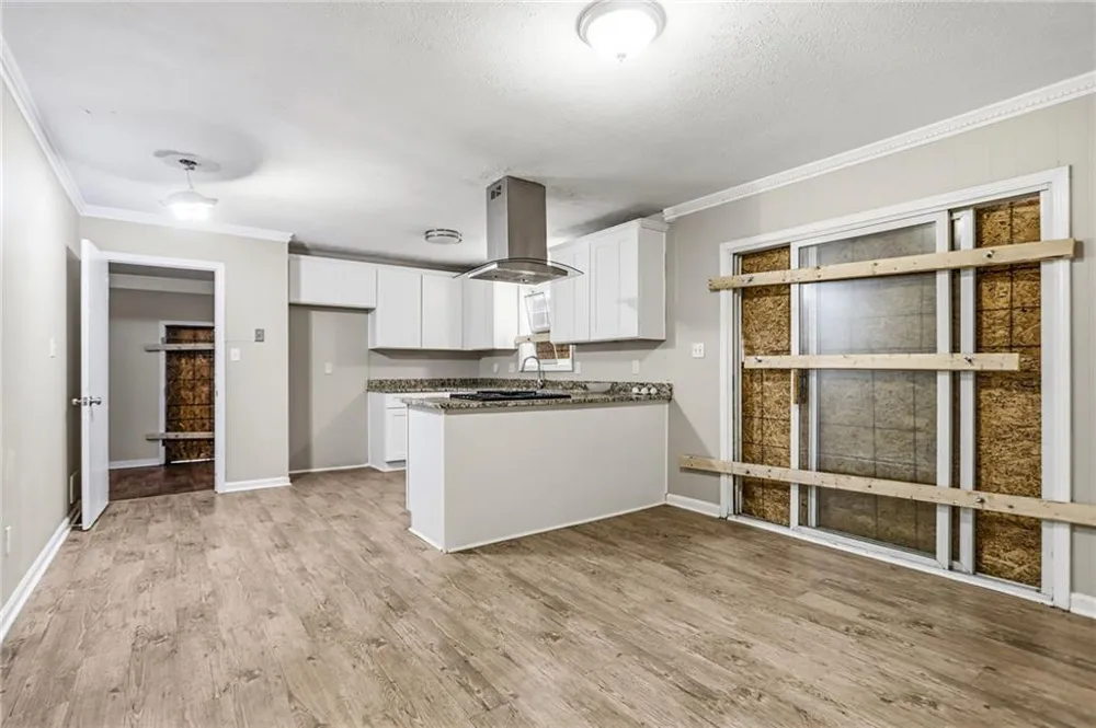 2810 Knollview Drive Decatur, GA 30034