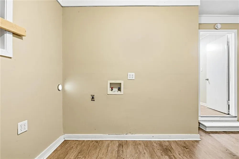 2810 Knollview Drive Decatur, GA 30034