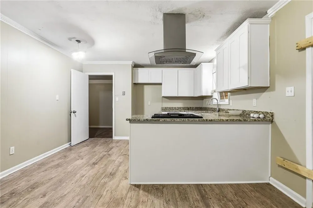 2810 Knollview Drive Decatur, GA 30034
