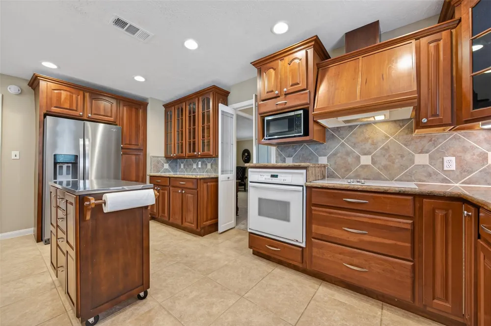 15310 Philippine Street Jersey Village, TX 77040