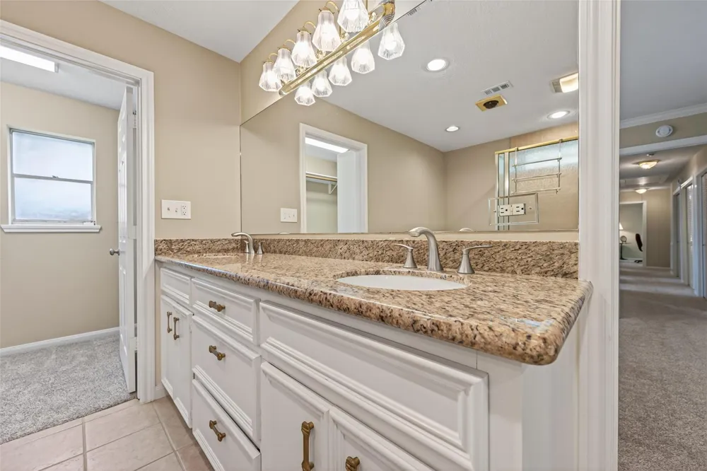 15310 Philippine Street Jersey Village, TX 77040