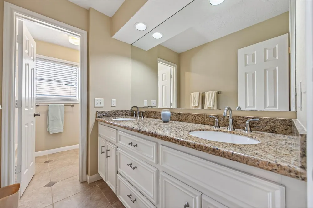 15310 Philippine Street Jersey Village, TX 77040
