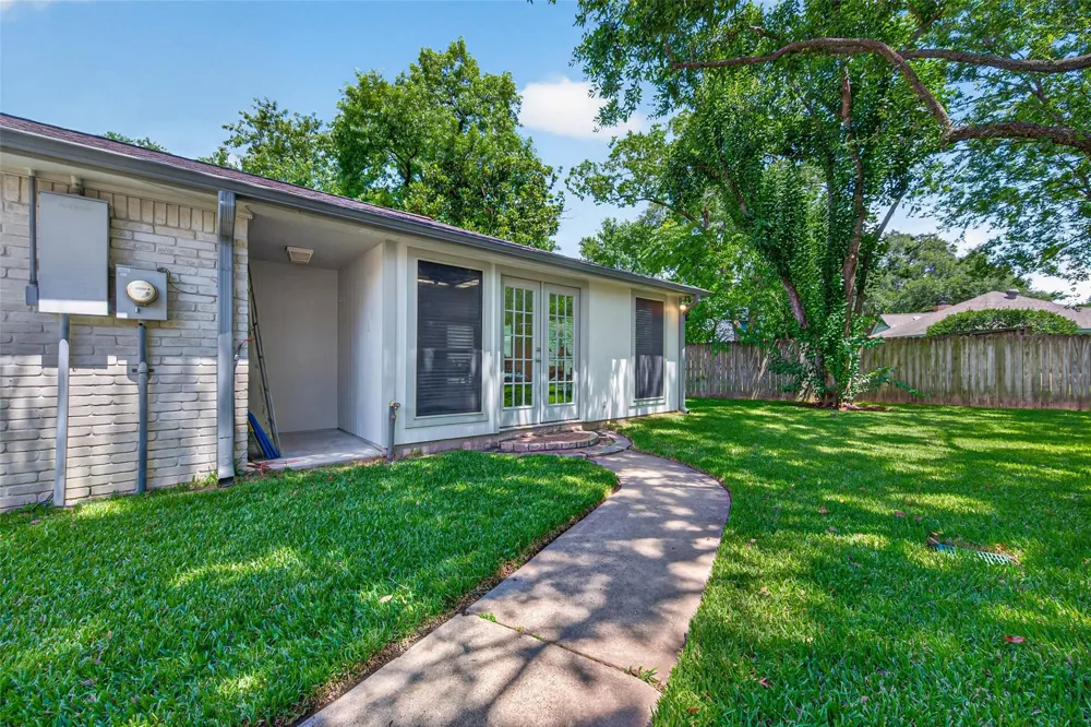15310 Philippine Street Jersey Village, TX 77040