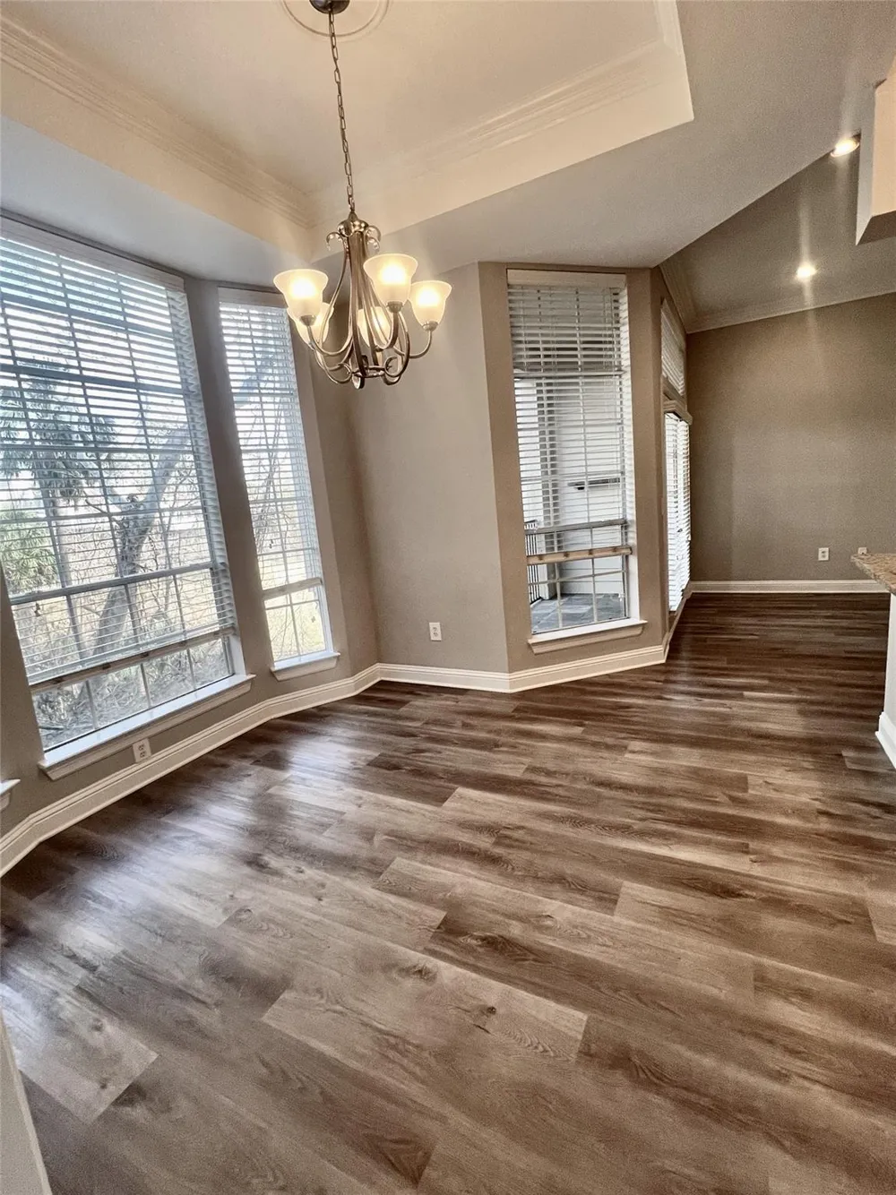 5353 Memorial Drive #2044 Houston, TX 77007