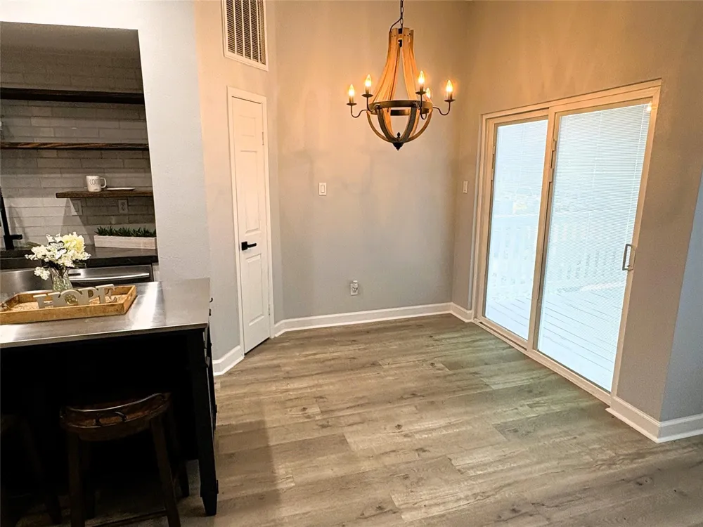 111 Dunbar Estates Drive #903 Friendswood, TX 77546