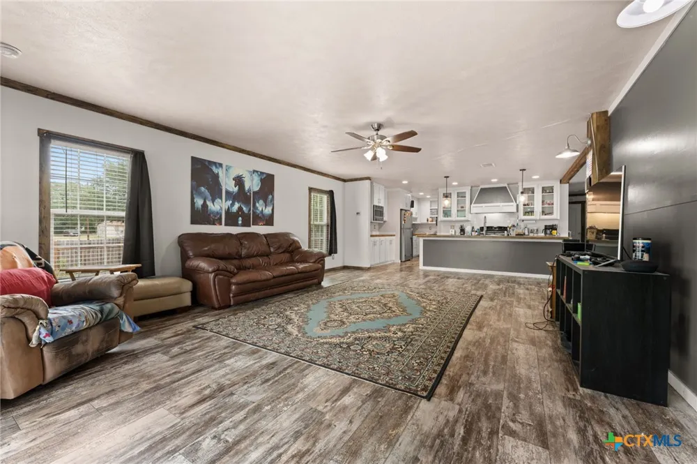 204 Rogers Street McGregor, TX 76657