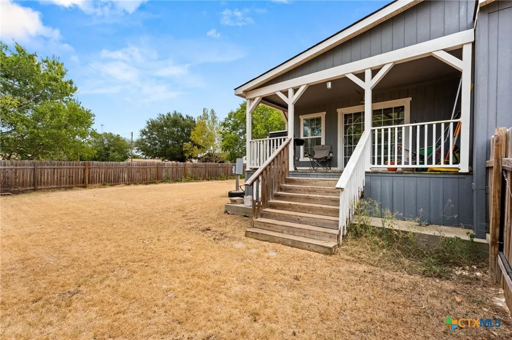 204 Rogers Street McGregor, TX 76657