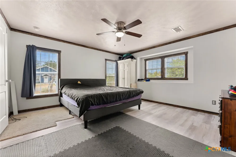 204 Rogers Street McGregor, TX 76657