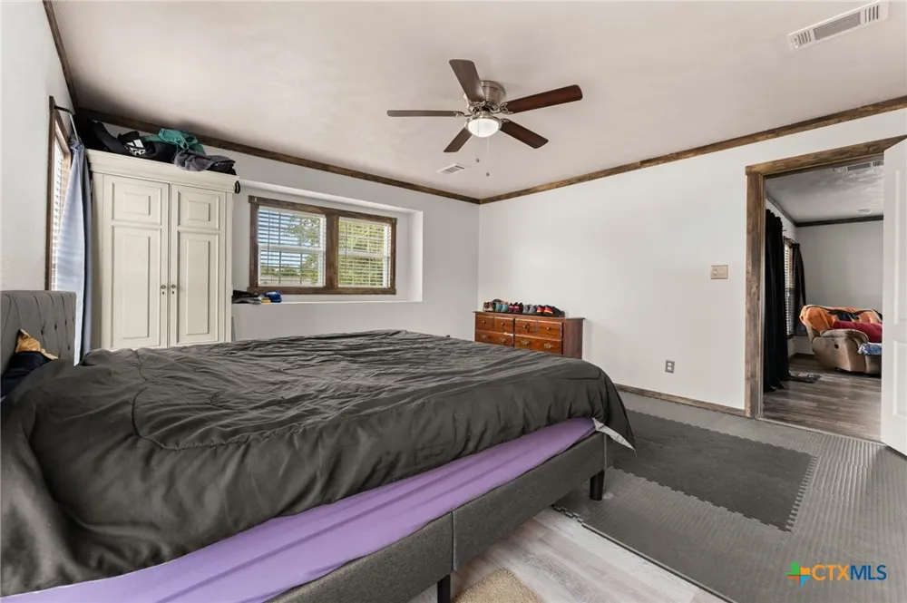 204 Rogers Street McGregor, TX 76657