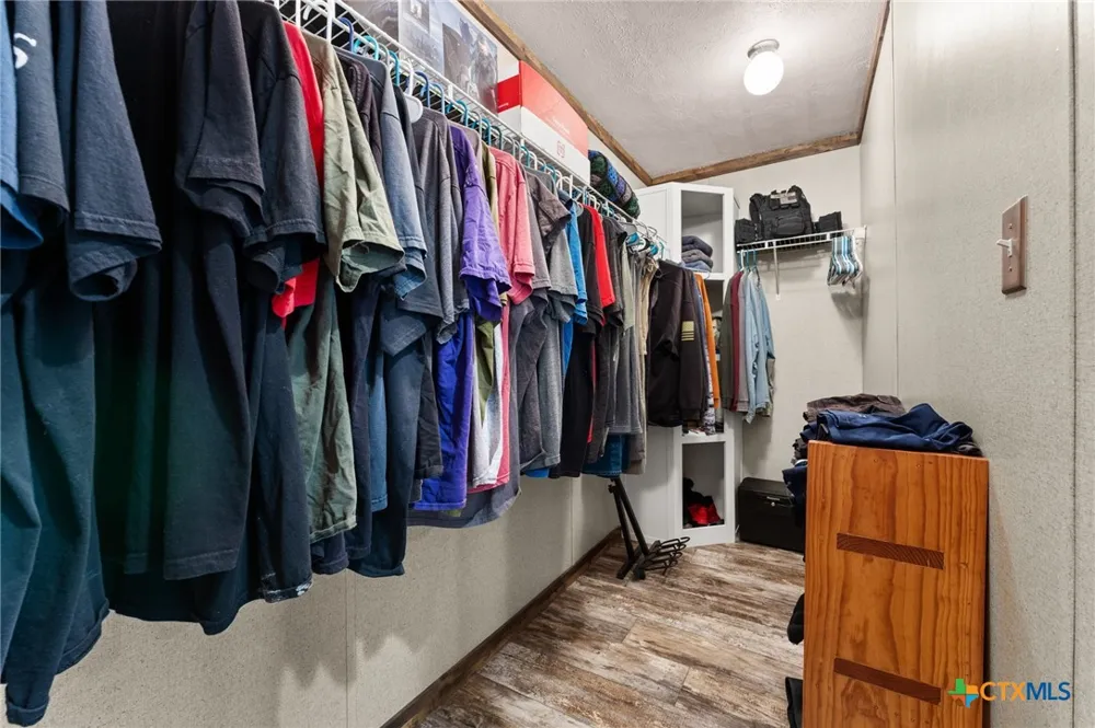 204 Rogers Street McGregor, TX 76657