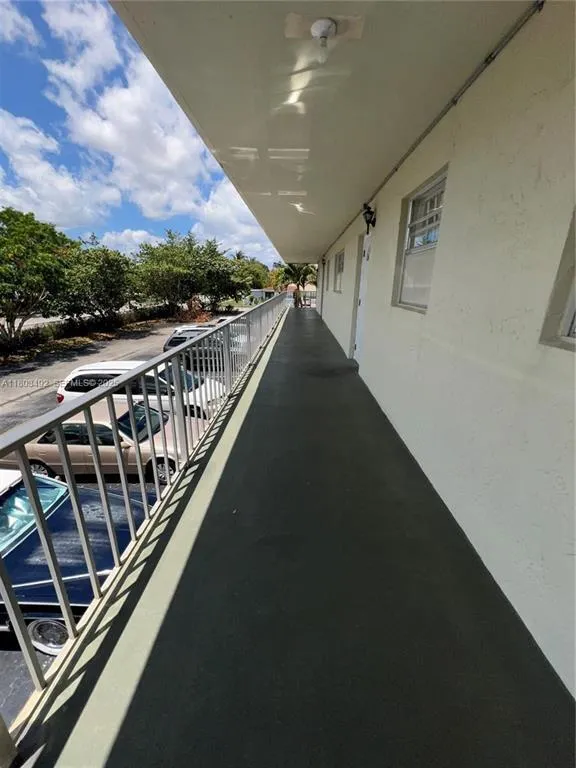 609 S STATE ROAD 7 #2H Margate, FL 33068