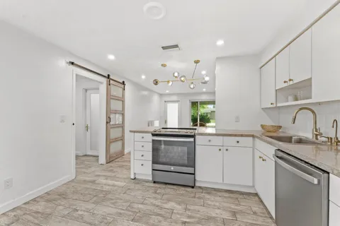 4641 SW 25TH TERRACE