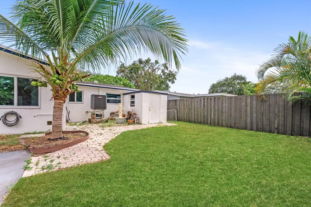 4641 SW 25TH TERRACE Dania Beach, FL 33312