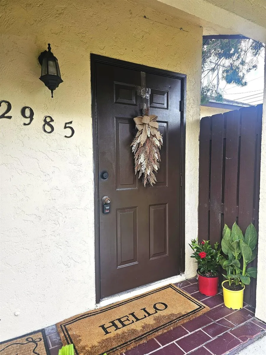 2985 GENOA PLACE #2985 West Palm Beach, FL 33406