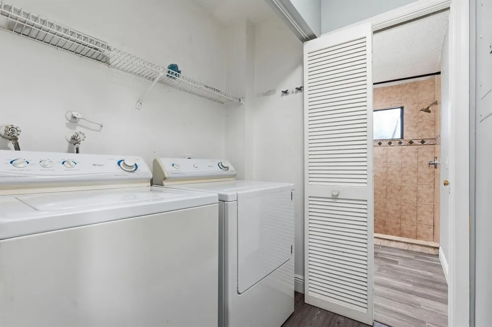 2985 GENOA PLACE #2985 West Palm Beach, FL 33406