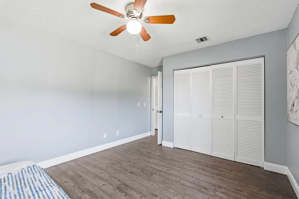 2985 GENOA PLACE #2985 West Palm Beach, FL 33406
